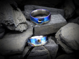 &Ouml;ffnungszeiten-Ladengesch&auml;ft:<br />Montag: 11 Uhr - 18 Uhr.<br />Dienstag - Freitag: nach Terminvereinbarung per E-Mail oder Telefon.
