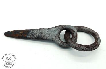 Eisenring mit Verankerung Nr. 12