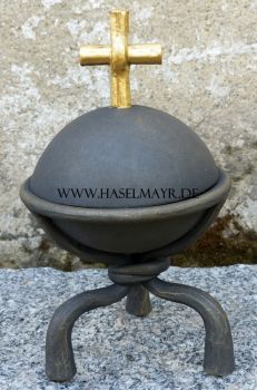 Weihwasserkessel handgeschmiedet mit Kreuz