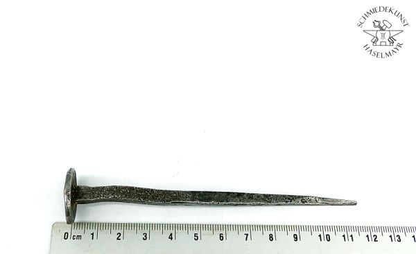 Handgeschmiedeter Nagel Nr. 2-Unikat
