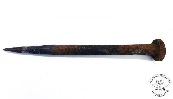 Alter geschmiedeter Nagel Nr.11