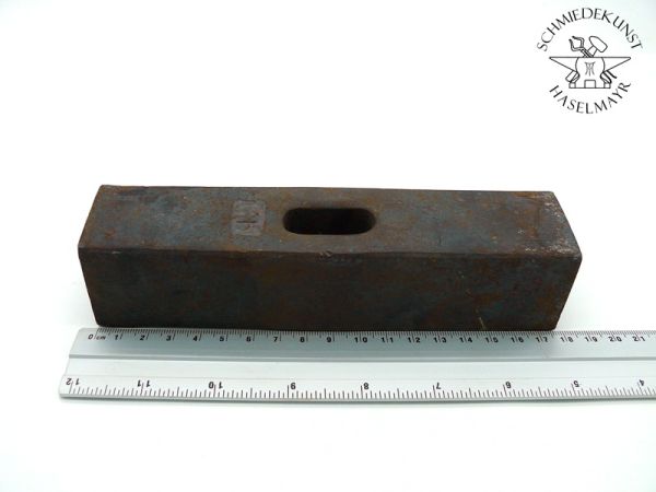 Alter Steinmetzhammerkopf 270 g